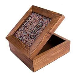 اشیاء تزئینی و فانتزی   جعبه چوبی طرح ترمه مربعی سایز بزرگ130388thumbnail